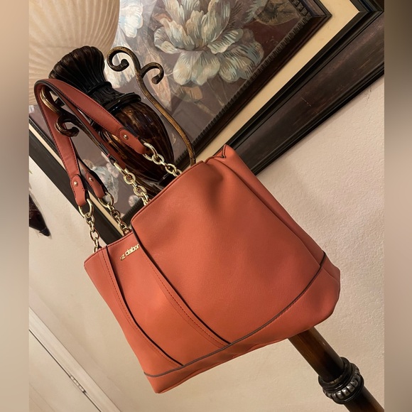 Liz Claiborne please check or picture of condition - Picture 3 of 17